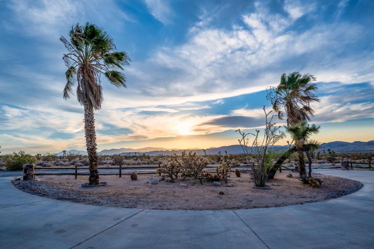 The Stargaze In Joshua Tree - Pool, Hot Tub, Views Villa Exterior photo